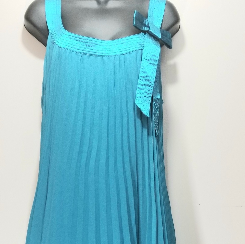 Robbie Bee Teal Pleated Dress